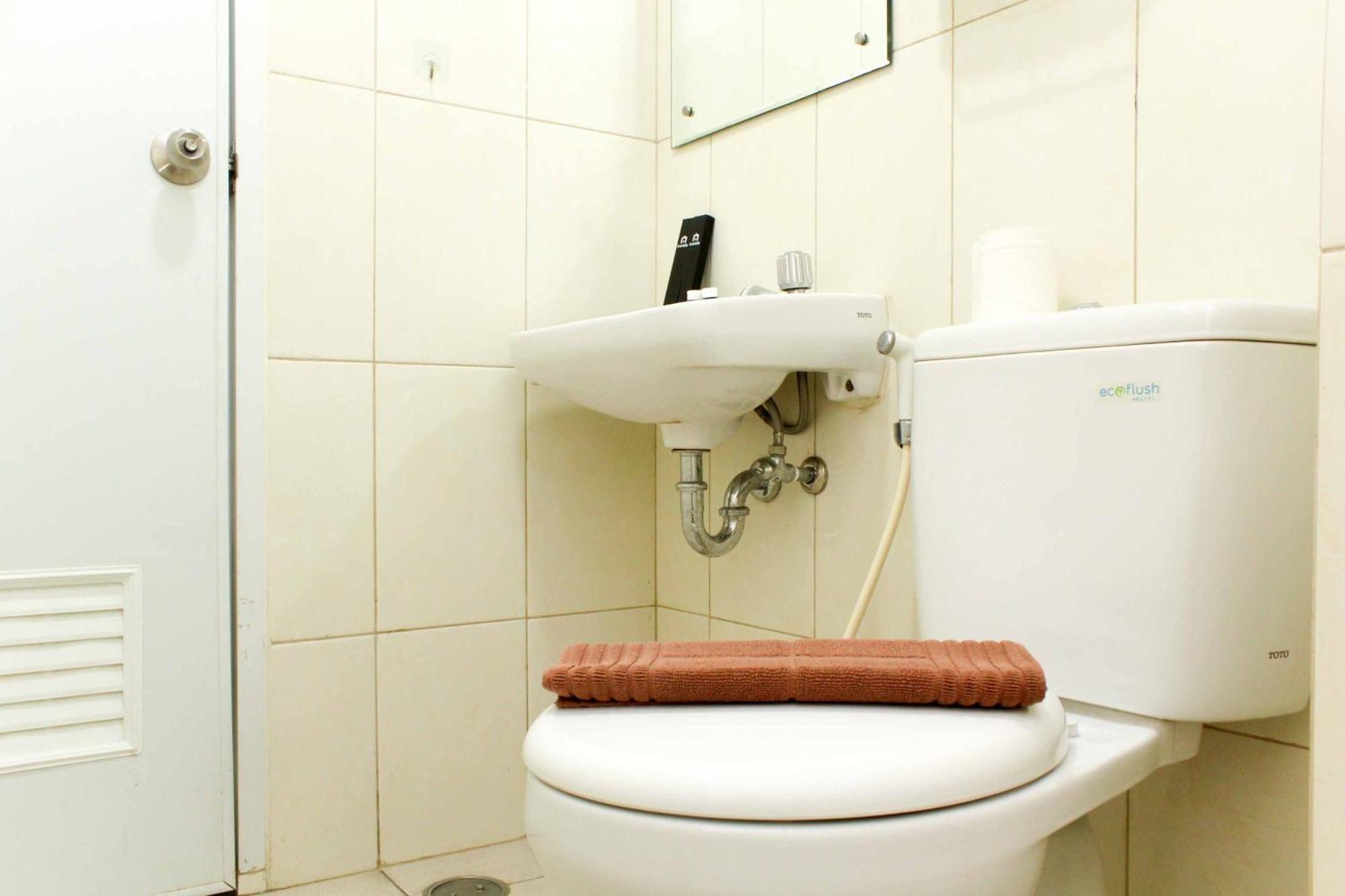 Spacious And Good 2br At Springlake Summarecon By Travelio *